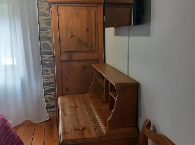 Casa Milia Castaneda (Galicia)